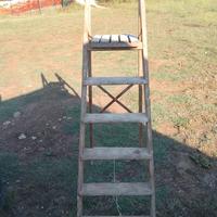 Scala da restaurare in legno massello antica