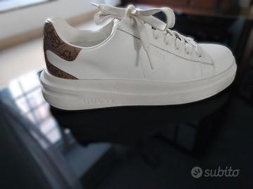 Scarpe GUESS