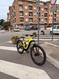 Santa cruz heckler carbon 2022