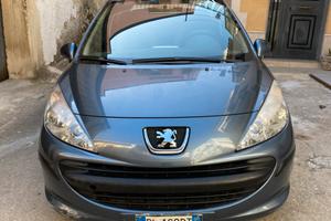Peugeot 207 - 1.4 Diesel 70cv 3 porte neopatentati