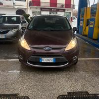 Ford fiesta titanium 2010