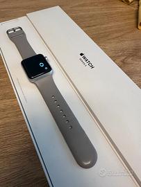 Apple Watch Series 3 38mm Silver A1858