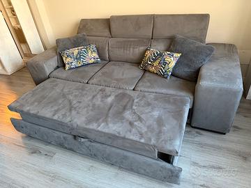Divano estraibile TALENTO 3 posti 250cm + 4 pouf
