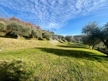 TER. RESIDENZIALE A CAPRINO VERONESE