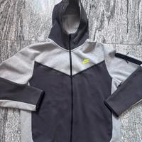 Giacca Nike Tech come nuova