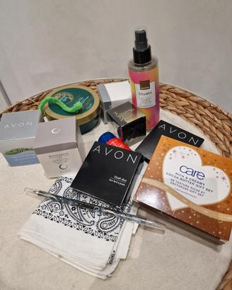 borsa Avon prodotti vari corpo viso