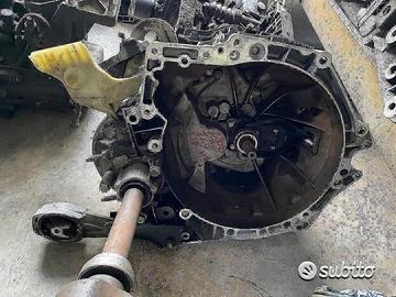 Cambio Peugeot 2008 1 serie 1.6 diesel