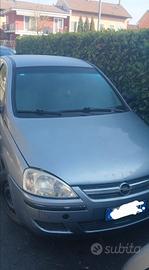 Opel Corsa benzina neopatentata 