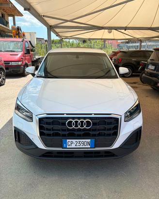 Audi Q2 30 TDI S tronic Business Advanced