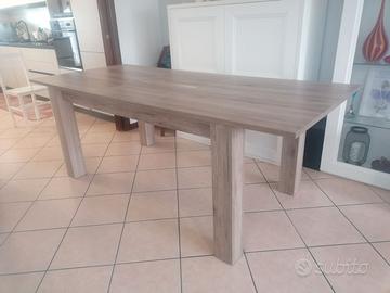 Tavolo da cucina allungabile 1.60-2.10 usato