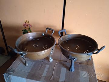 Coppia di scolapasta vintage di rame