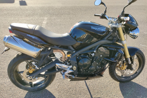 Triumph street triple 675 2011