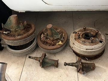 Cerchi e freni a tamburo Fiat 1400
