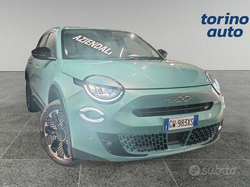 FIAT 600 1.2 Hybrid 100cv La Prima