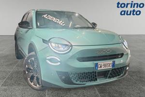FIAT 600 1.2 Hybrid 100cv La Prima
