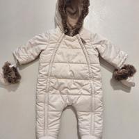 Sacco piumino unisex per neonati color crema.