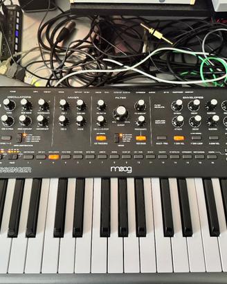 Moog Messenger Sintetizzatore (Monofonico)