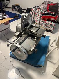 Affettatrice d’epoca BERKEL 115E da restaurare