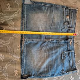 gonna Levi's jeans spacchi laterali 