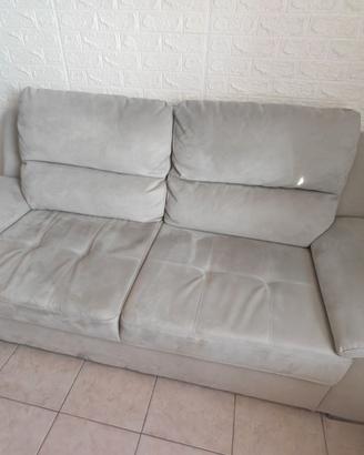 Divano 3 posti beige Mondo Convenienza – ottime co