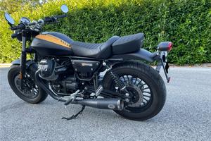 Moto guzzi v9 bobber