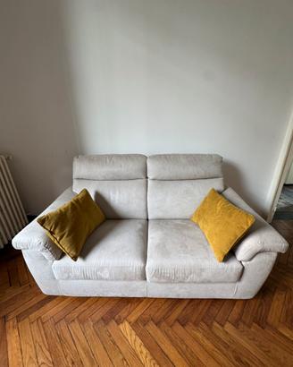 Divano 2 posti