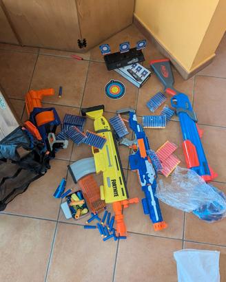 Nerf vari con accessori 