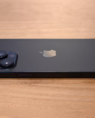 iPhone 16 Pro Max 256GB Titanio Nero