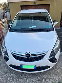 opel zafira c 2012