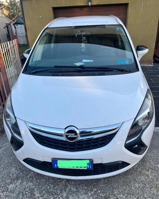 opel zafira c 2012
