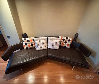 Divano Boomerang in vera pelle B&B design