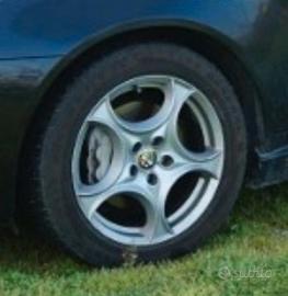 n4 cerchi in lega da 17 con gomme estive  al 50% p