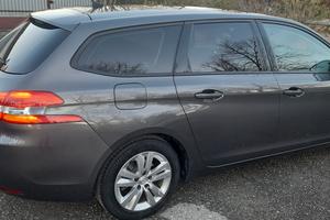 Peugeot 308 anno 2019 diesel 1.6 / 190.000 km
