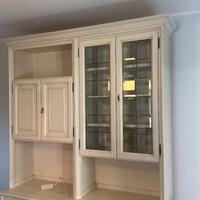 Mobile soggiorno con vetrina in vetro classico