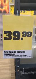 scaffale in metallo