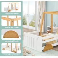 letto a forma di macchina (jeep) montessoriano