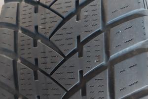 gomme neve per  VW Tiguan 