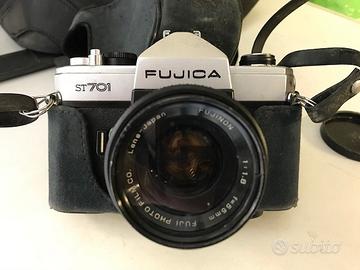 Macchina fotografica Fujica ST701 con accessori