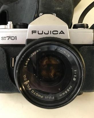 Macchina fotografica Fujica ST701 con accessori