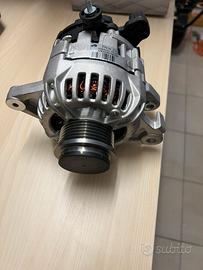 Alternatore Toyota Yaris 2007 D-4D 90A nuovo