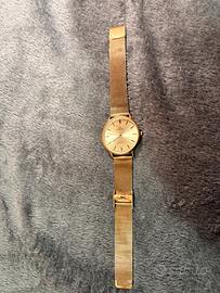 Orologio Meridien dorato con cinturino mesh