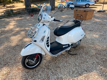 Vespa 300 gts special