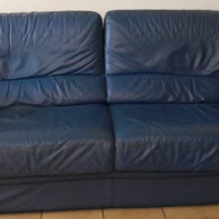 Divano in pelle blu