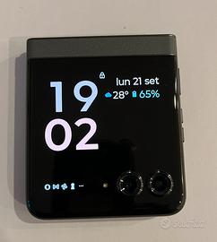 Motorola razr 50