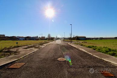 TER. RESIDENZIALE A LATISANA