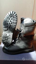 STIVALETTO ANFIBIO MILITARE TG.42 NUOVO