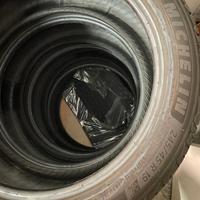 Gomme Michelin 245/45 r19