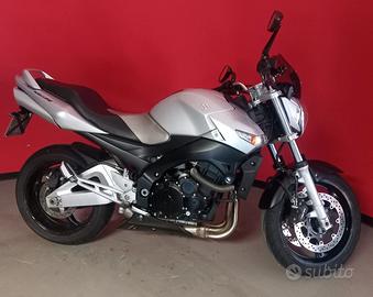 Suzuki GSR 600