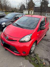 TOYOTA Aygo 2ª serie - 2012