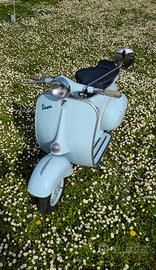 Vespa 125 del 1963 iscritta FMI